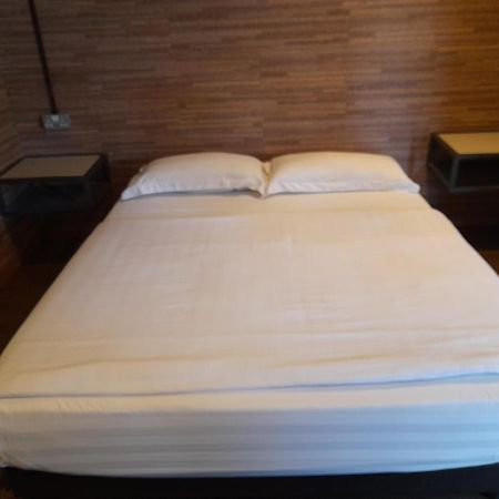 Talents Motor Park Hotel Klang Ngoại thất bức ảnh